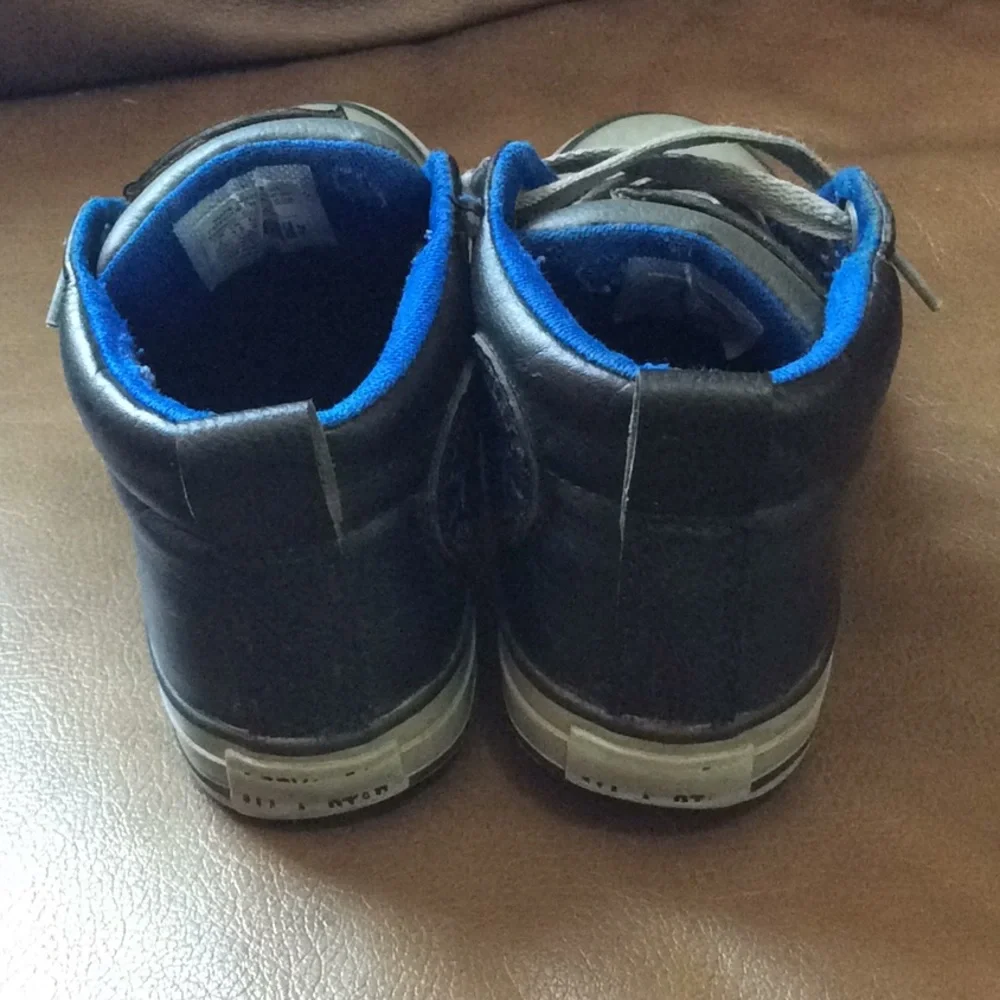 Converse Chucks‎